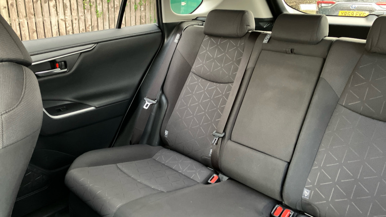 Toyota RAV4 2.5 VVT-i Hybrid Design 5dr CVT 2WD Hybrid Estate